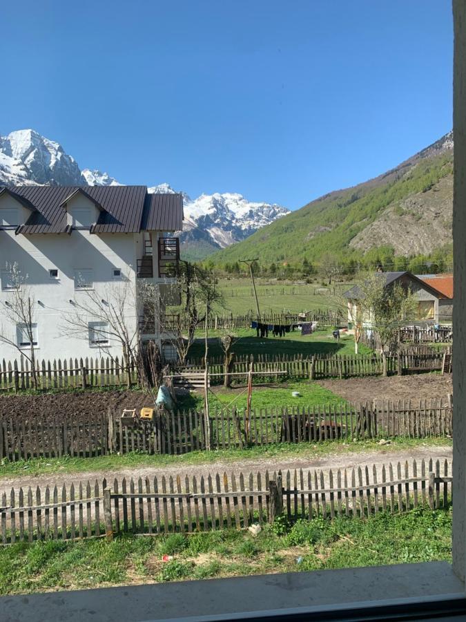 Hotel Bujtina Izet Selimaj Valbone Zewnętrze zdjęcie