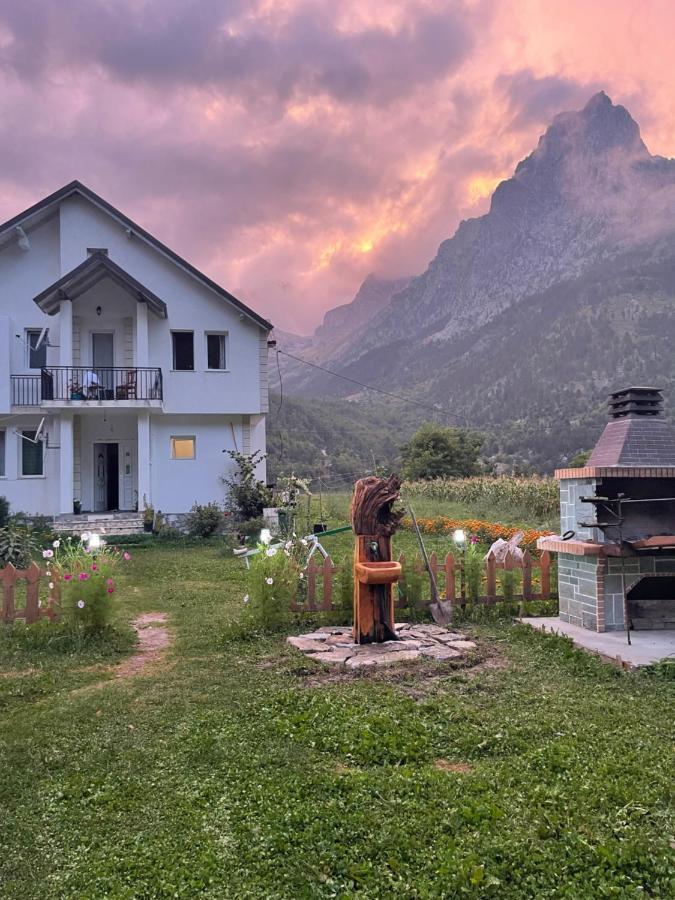 Hotel Bujtina Izet Selimaj Valbone Zewnętrze zdjęcie